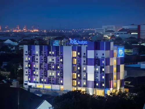 Ibis Budget Semarang Tendean Esterni Photos
