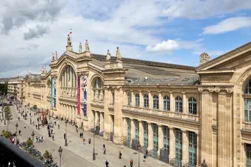 Timhotel Paris Gare du Nord À proximité de l'hôtel Photos
