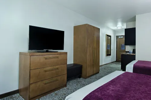 Oxford Suites Sonoma - Rohnert Park Photos