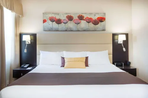 Ramada by Wyndham St. Johns Chambres Photos