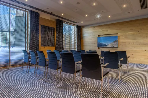 Radisson Blu Hotel Reussen Andermatt Business Photos