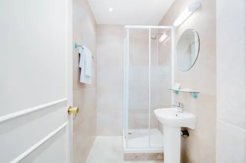 Queens Park Hotel Photos