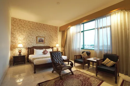 Hotel Indah Palace Solo Photos