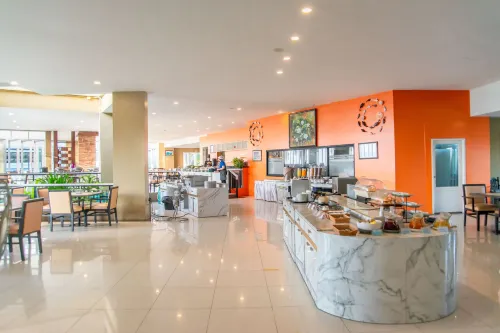 Royal Phala Cliff Beach Resort Питание Photos