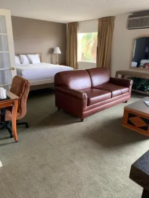 Desert Hot Springs Spa Hotel Photos