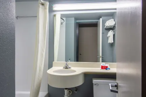 SureStay Plus Hotel by Best Western Houston Medical Center Kamar Photos
