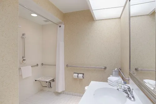 DoubleTree by Hilton Ontario Airport Photos