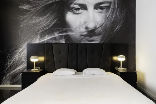 B-Aparthotel Regent Rooms Photos