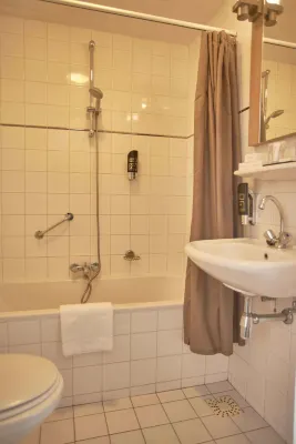 Prinsenhotel Rooms Photos