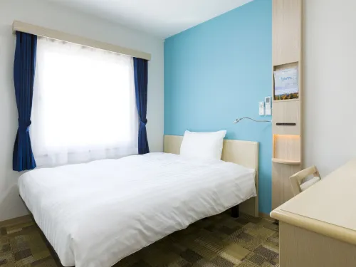 Toyoko Inn Tozai-Sen Kiba-Eki Zimmer Photos