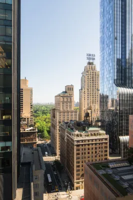 The Manhattan Club Xung quanh Photos