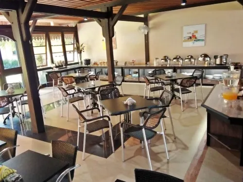 Arsela Hotel Pangkalan Bun Restauration Photos
