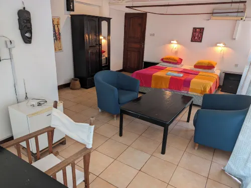 Q-Bar & Guesthouse Rooms Photos