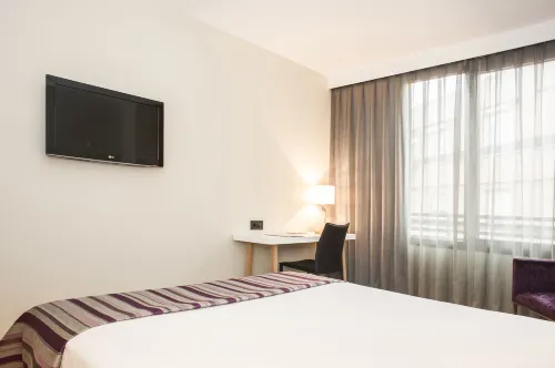 Exe Moncloa Rooms Photos