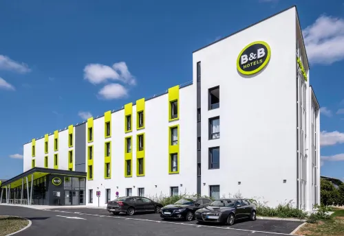 B&B HOTEL Saintes À ne pas manquer Photos