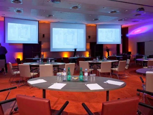 Mercure Paris CDG Airport & Convention Espaces Affaires Photos