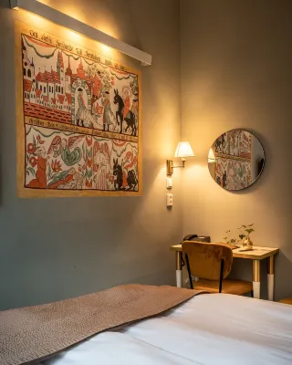 Lady Hamilton Hotel Photos
