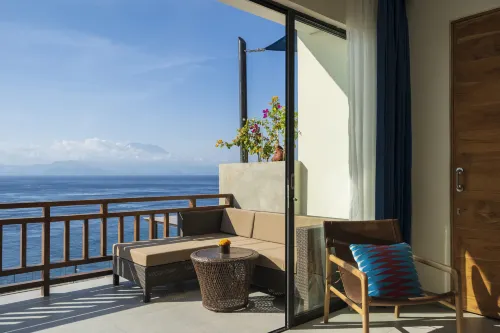 Adiwana Warnakali Resort À proximité de l'hôtel Photos