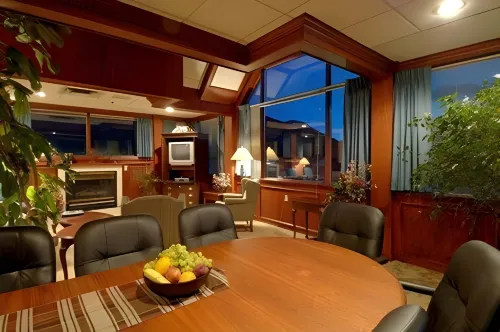 Mount Royal Hotel Photos