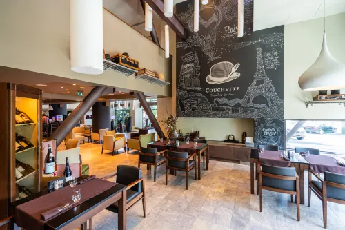 Kronwell Brasov Hotel Dining Photos