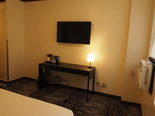 Night Hotel Broadway Photos