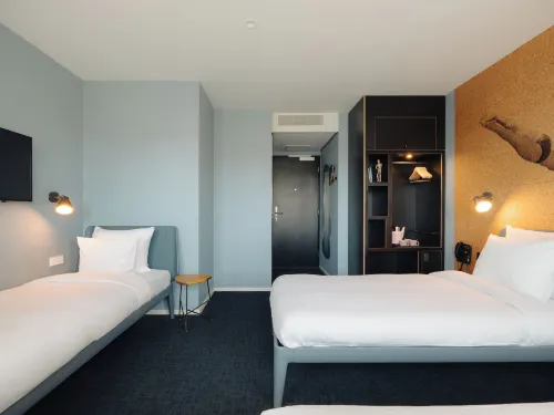 Conscious Hotel the Tire Station Camere Photos