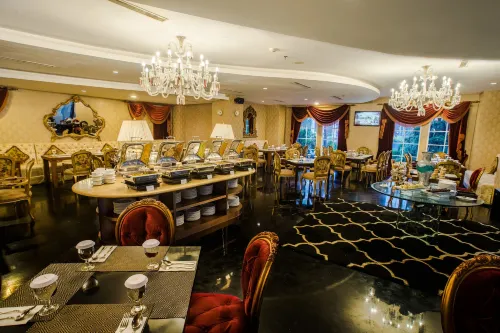 Amaroossa Royal Bogor Dining Photos