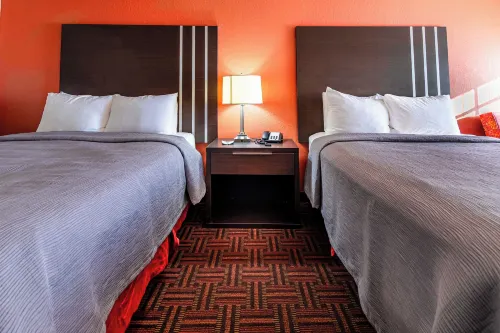 Quality Inn Amarillo I-40 East Rooms Photos