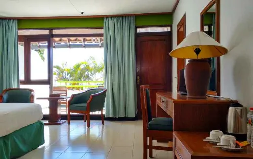 Grand Whiz Hotel Bromo Kamar Photos