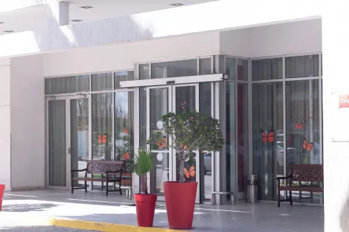 Ibis Tanger City Center Extérieur Photos