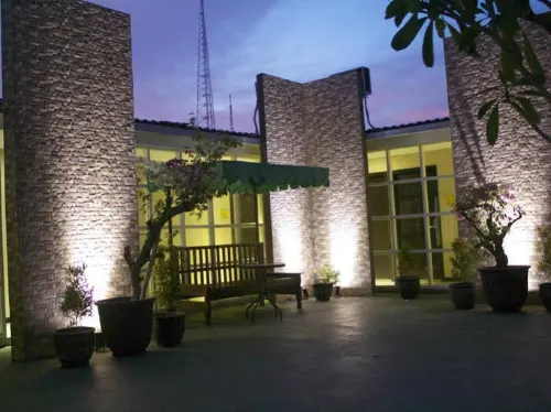Tab Hotel Surabaya Area Publik Photos