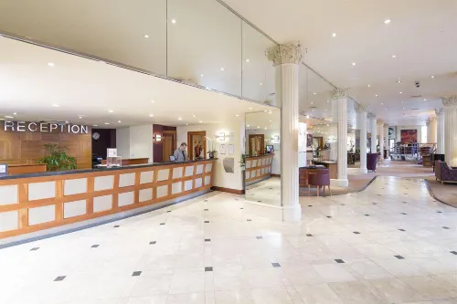 Corus Hyde Park Hotel Öffentliche Flächen Photos