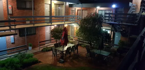 Mahogany Motel Exterior Photos