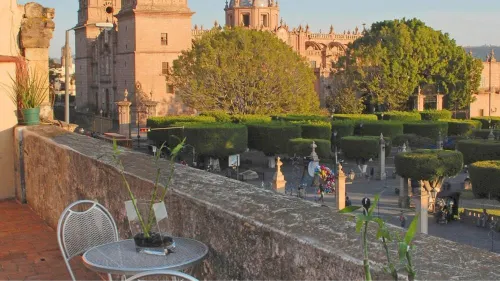 Holiday Inn Express Morelia Centro Historico Rooms Photos