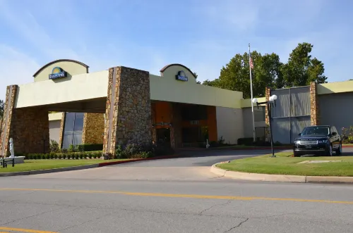 Days Inn by Wyndham Southern Hills/Oru Extérieur Photos