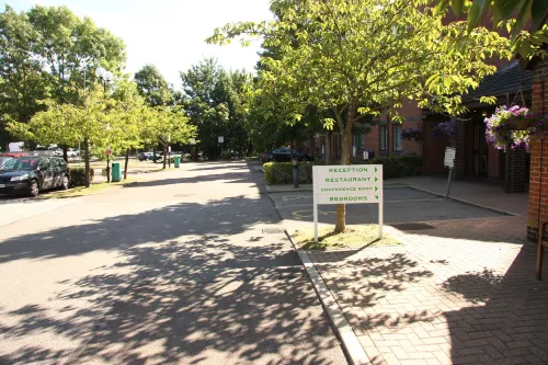 Campanile Milton Keynes - Fenny Stratford Near Hotel Photos