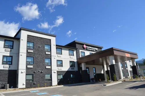 Best Western Plus Gateway to the Falls Exterior Photos