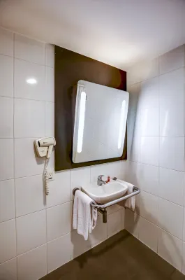 Ibis Rio de Janeiro Santos Dumont Rooms Photos