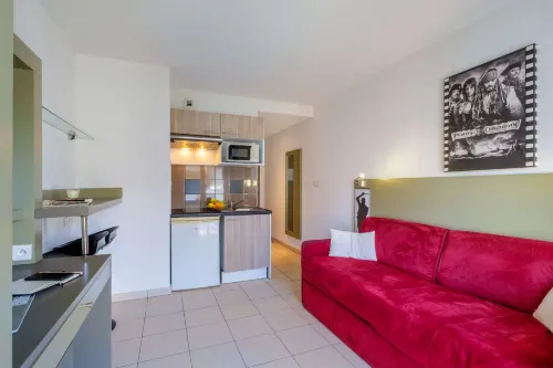 Comfort Aparthotel Antibes Le Maestria Photos