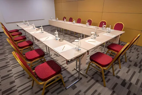 Tav Airport Hotel Izmir Business Photos