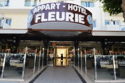 Résidence Hotelière Fleurie Extérieur Photos