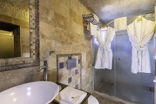 Adora Cave Suites - Chambres Photos