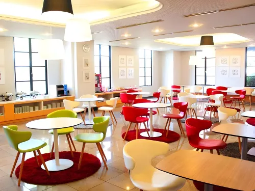 Sakaide Plaza Hotel Restauration Photos