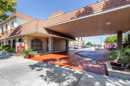 Best Western Plus South Bay Hotel Exterior Photos