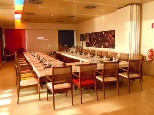 Hotel Neptuno Playa & Spa Business Photos