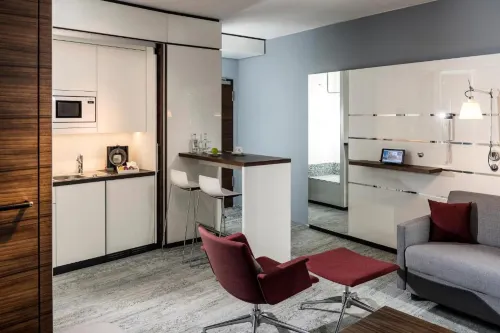 Airport Plaza Hotel Hamburg Rooms Photos