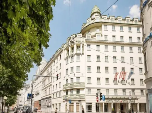 Austria Trend Hotel Ananas Exterior Photos