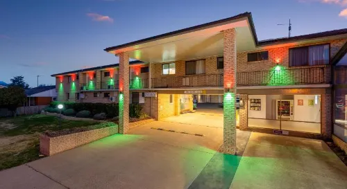 West End Motor Lodge Exterior Photos