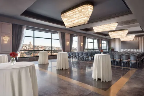 Wyndham Grand Tbilisi Business Facilities Photos