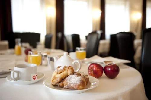 Hotel Palace Verona Dining Photos